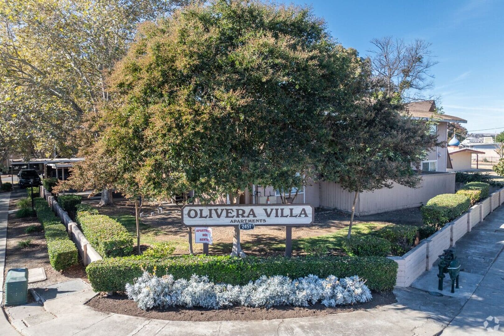 Concord Apartment: 2451 Olivera Rd