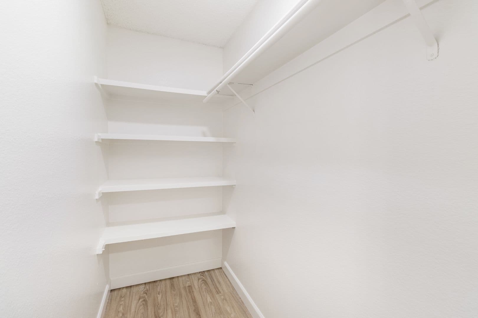 Reno Condo: 175 -197 E Grove Street