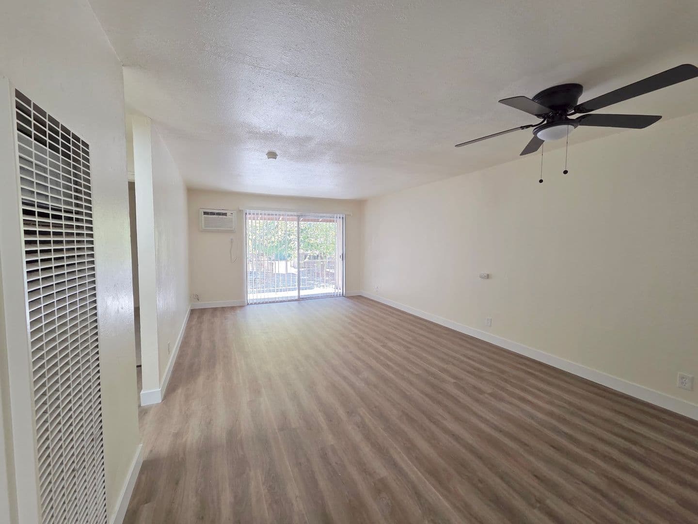 Concord Apartment: 2451 Olivera Rd