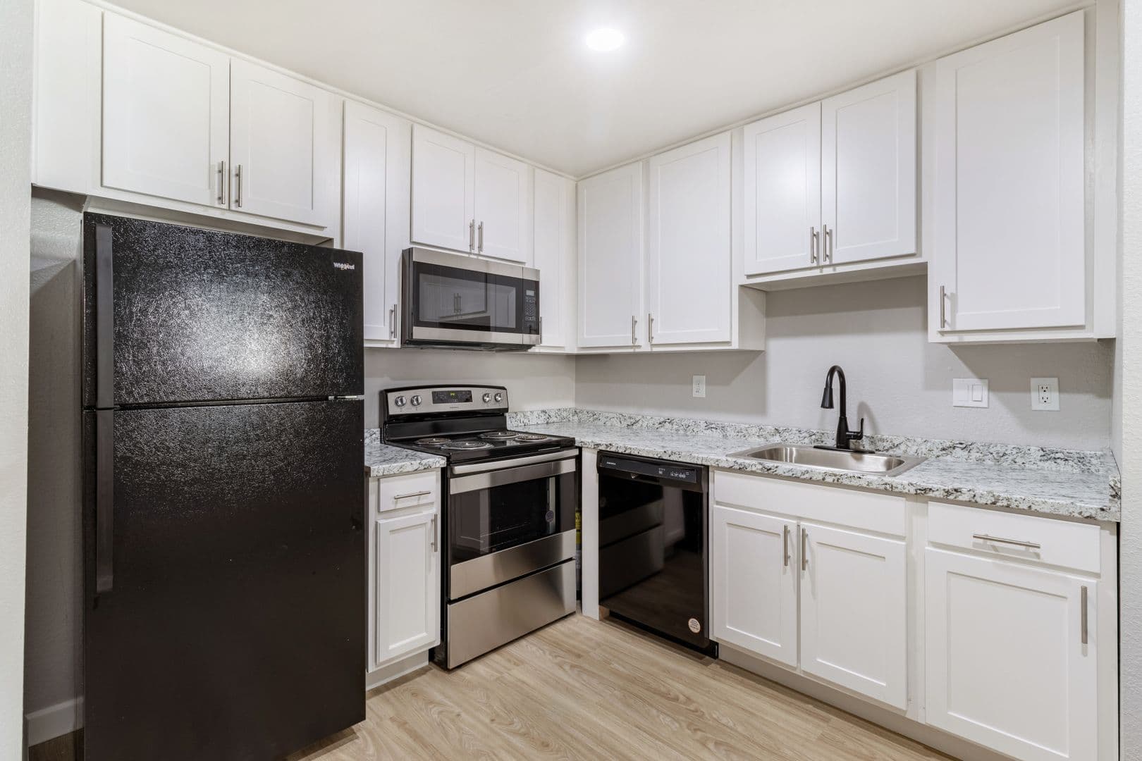 Reno Condo: 175 -197 E Grove Street