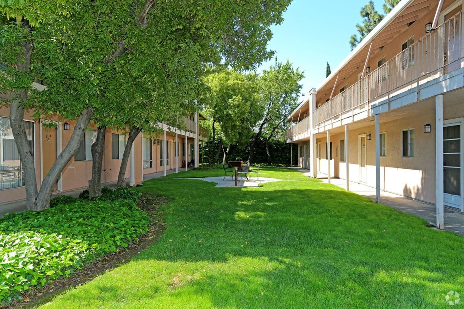 Concord Apartment: 2451 Olivera Rd