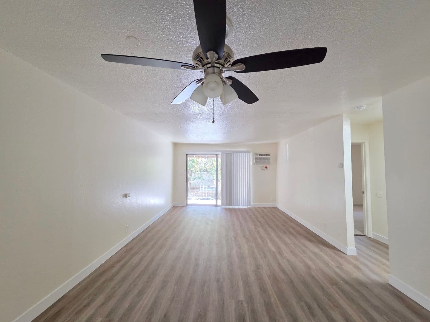 Concord Apartment: 2451 Olivera Rd