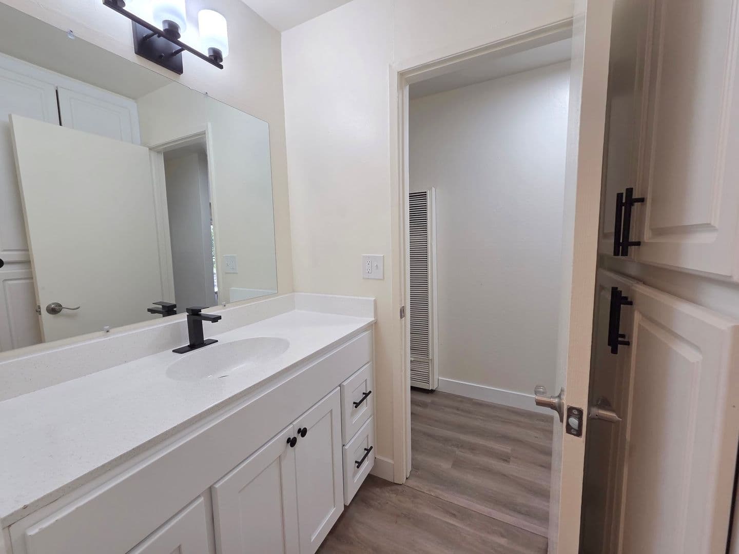 Concord Apartment: 2451 Olivera Rd