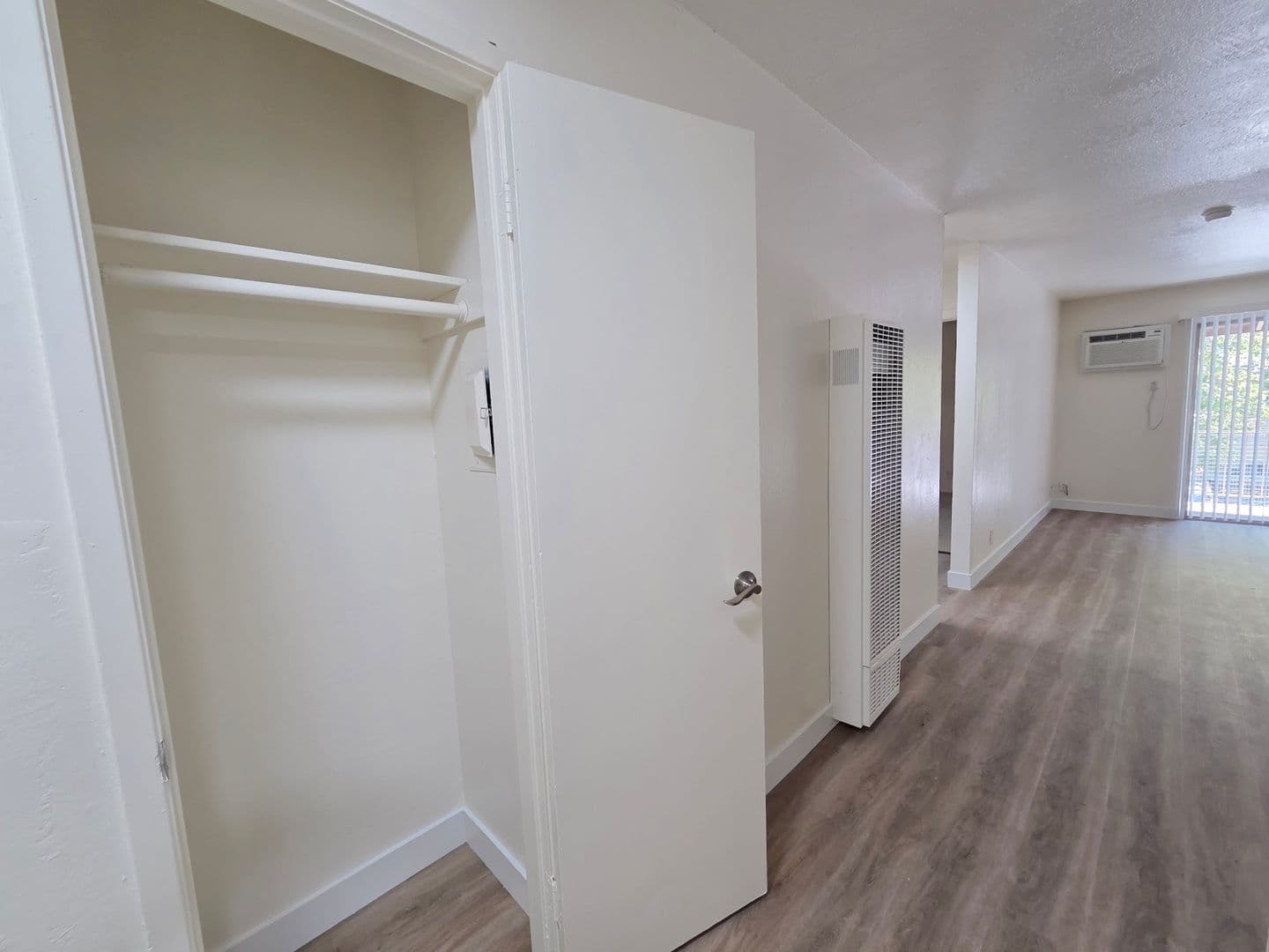 Concord Apartment: 2451 Olivera Rd