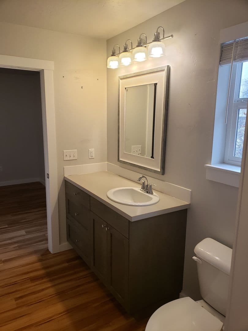 Boise Apartment: 1911 Abbs