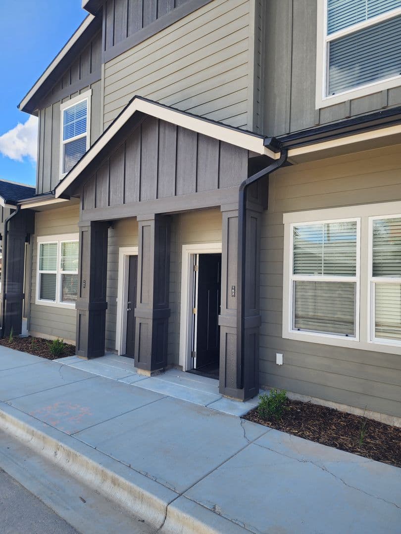 Boise Apartment: 6315 W Chet Ln
