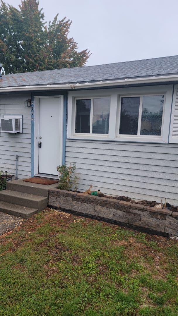 Garden City Apartment: 5188 N Quinella St