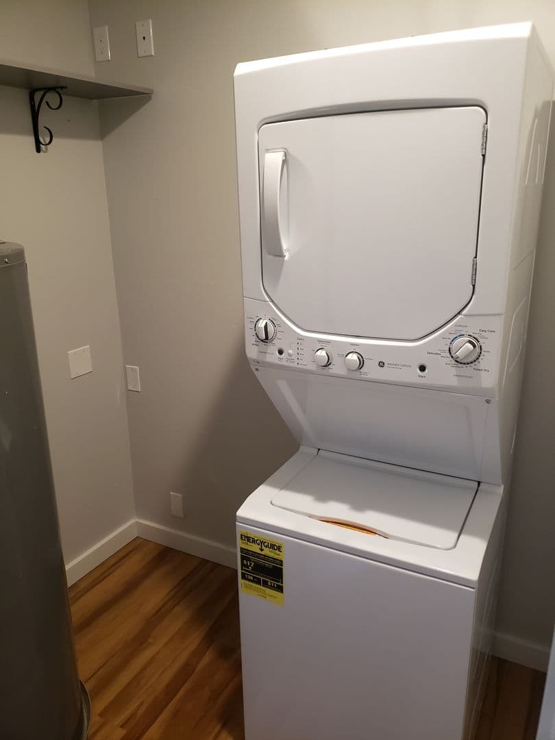 Boise Apartment: 1911 Abbs