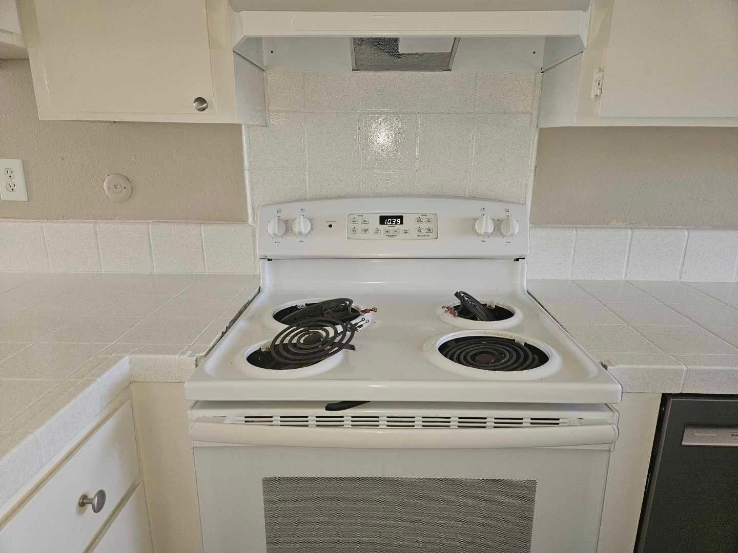 MONTEREY Apartment: 551 WATSON STREET