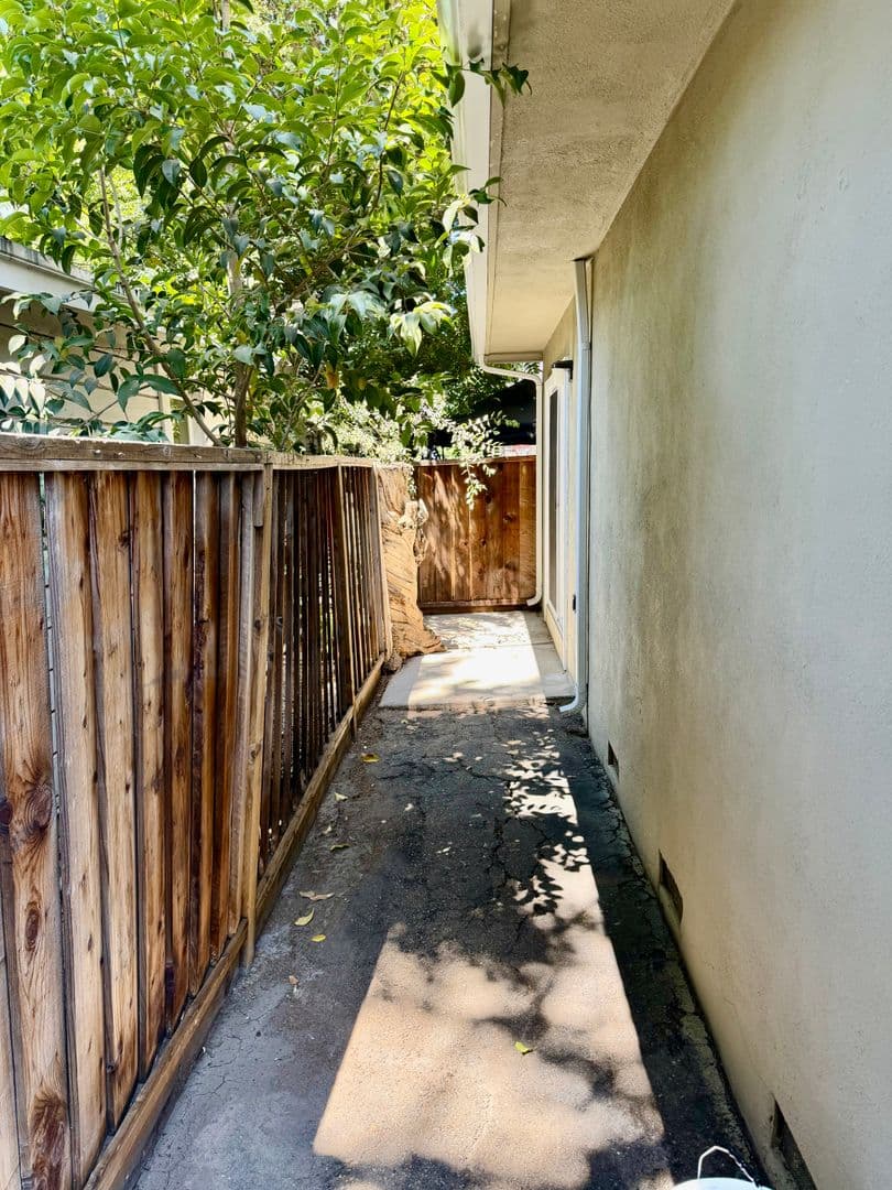 SAN JOSE Apartment: 1180 BRACE AVE