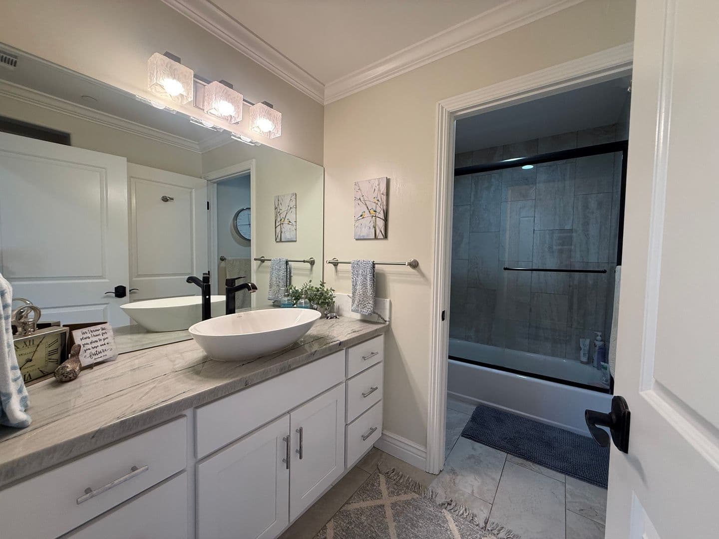 Santa Cruz House: 3304 Winkle Ave