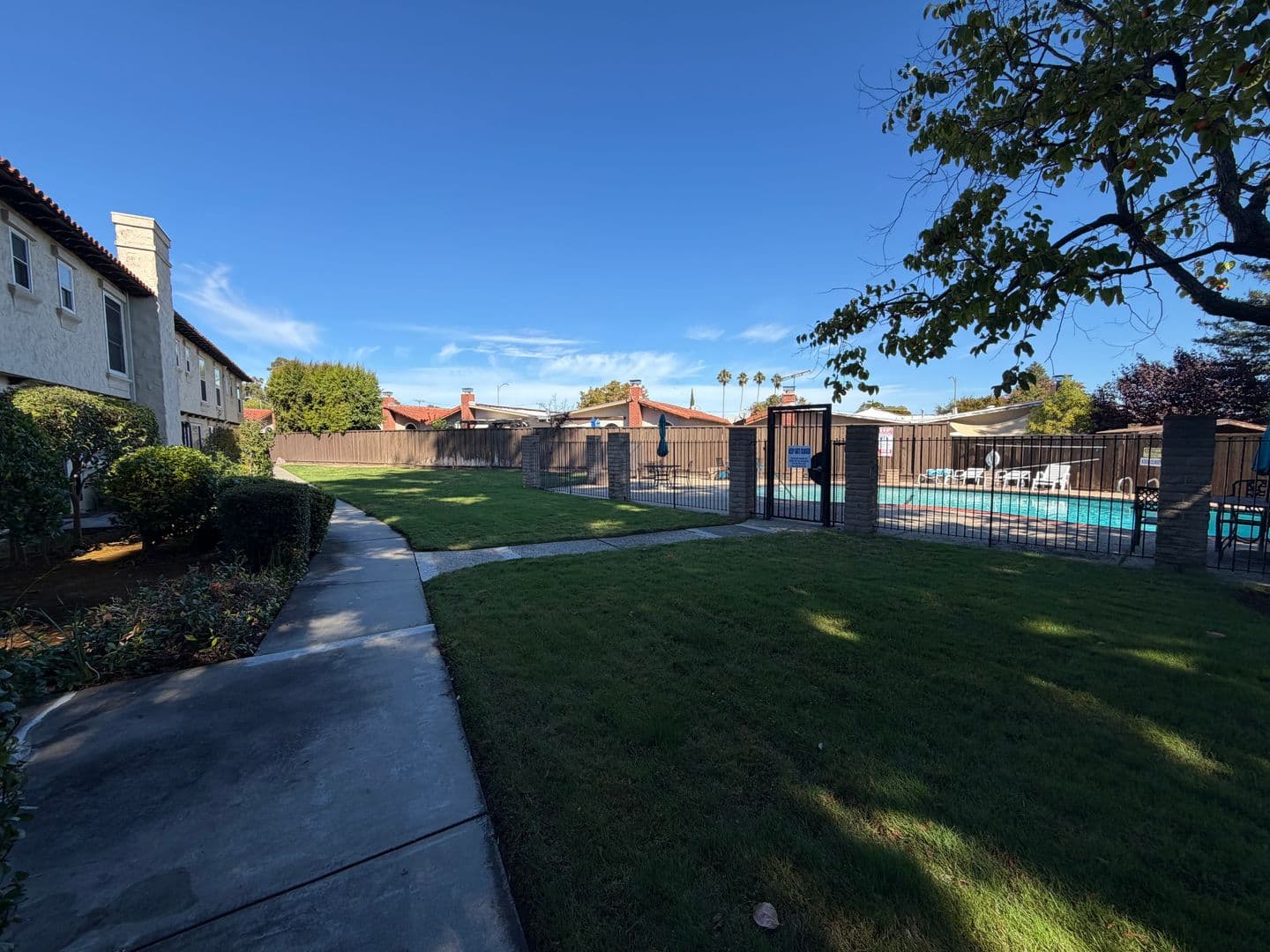 SAN JOSE Townhome: 5104 WESTMONT AVE #9