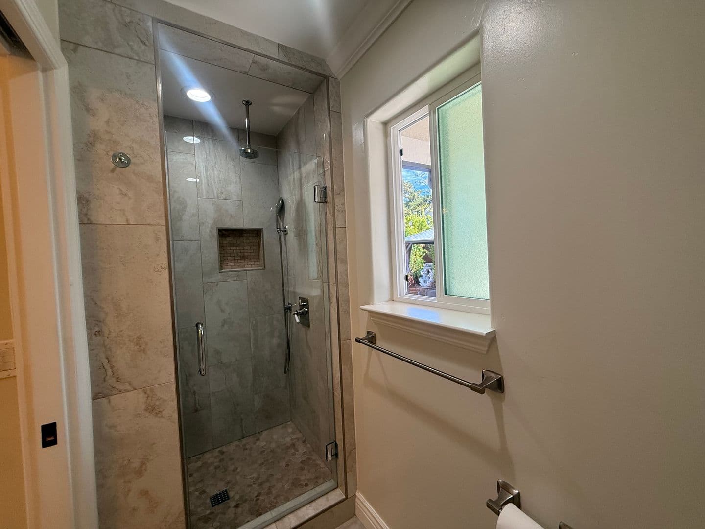 Santa Cruz House: 3304 Winkle Ave