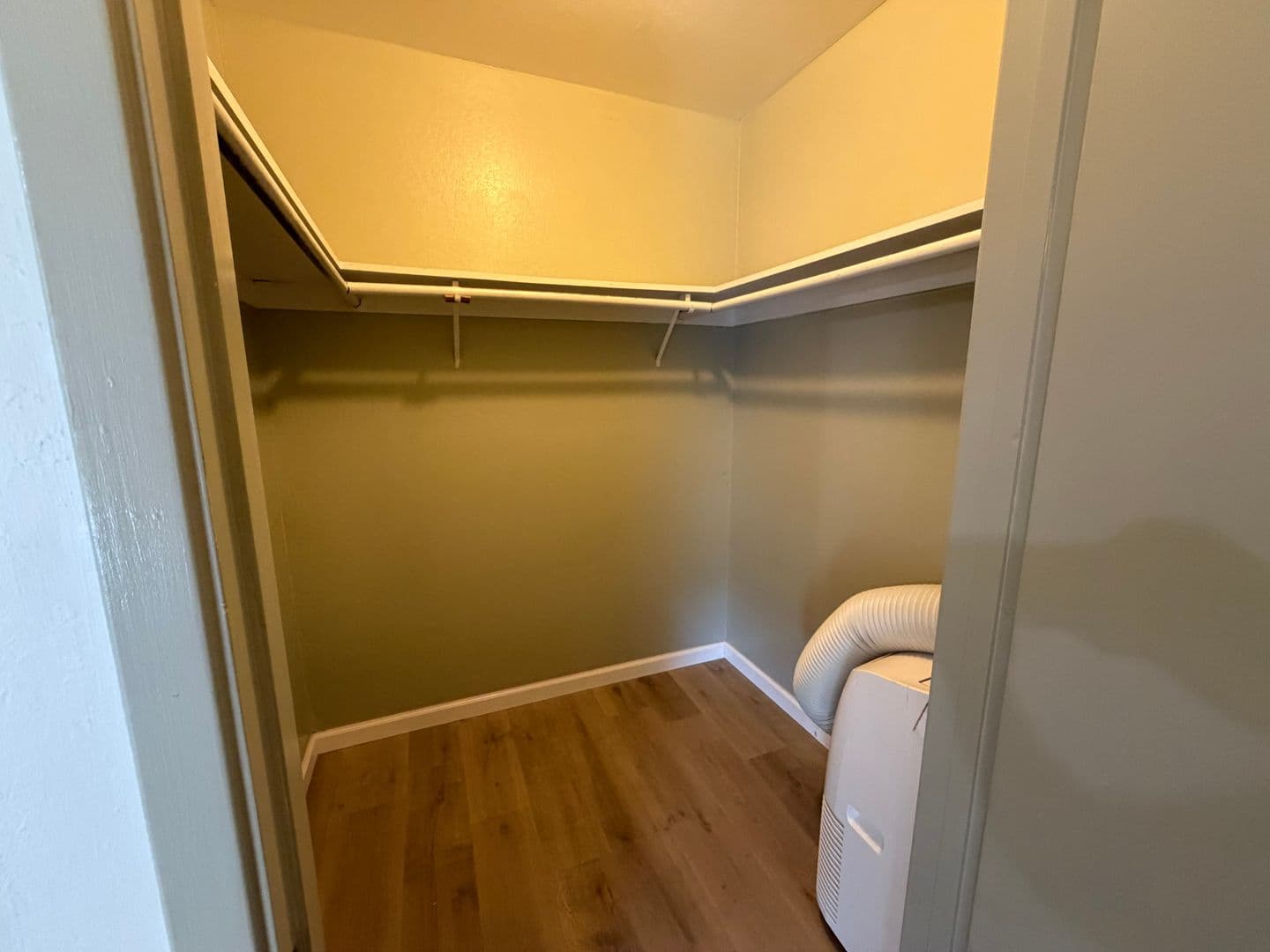 SAN JOSE Townhome: 5104 WESTMONT AVE #9