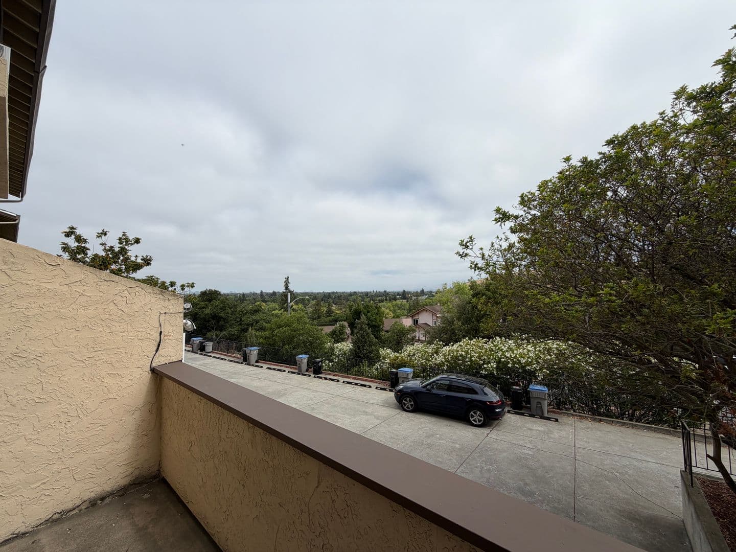 San Jose Apartment: 4755 Snow Drive