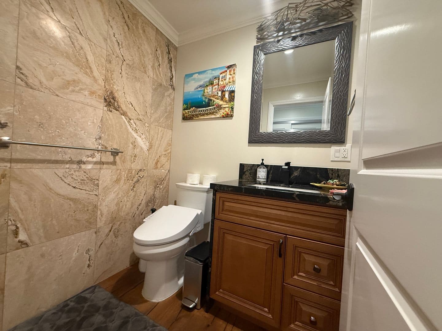 Santa Cruz House: 3304 Winkle Ave