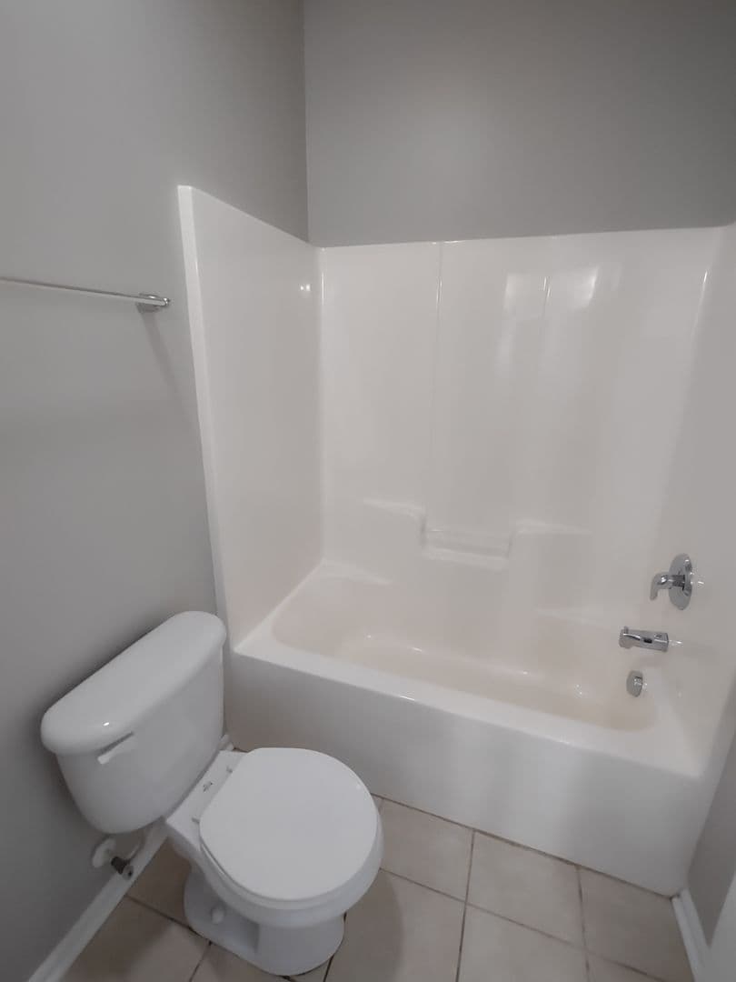 Charlotte House: 10114 Whiteburn Ct