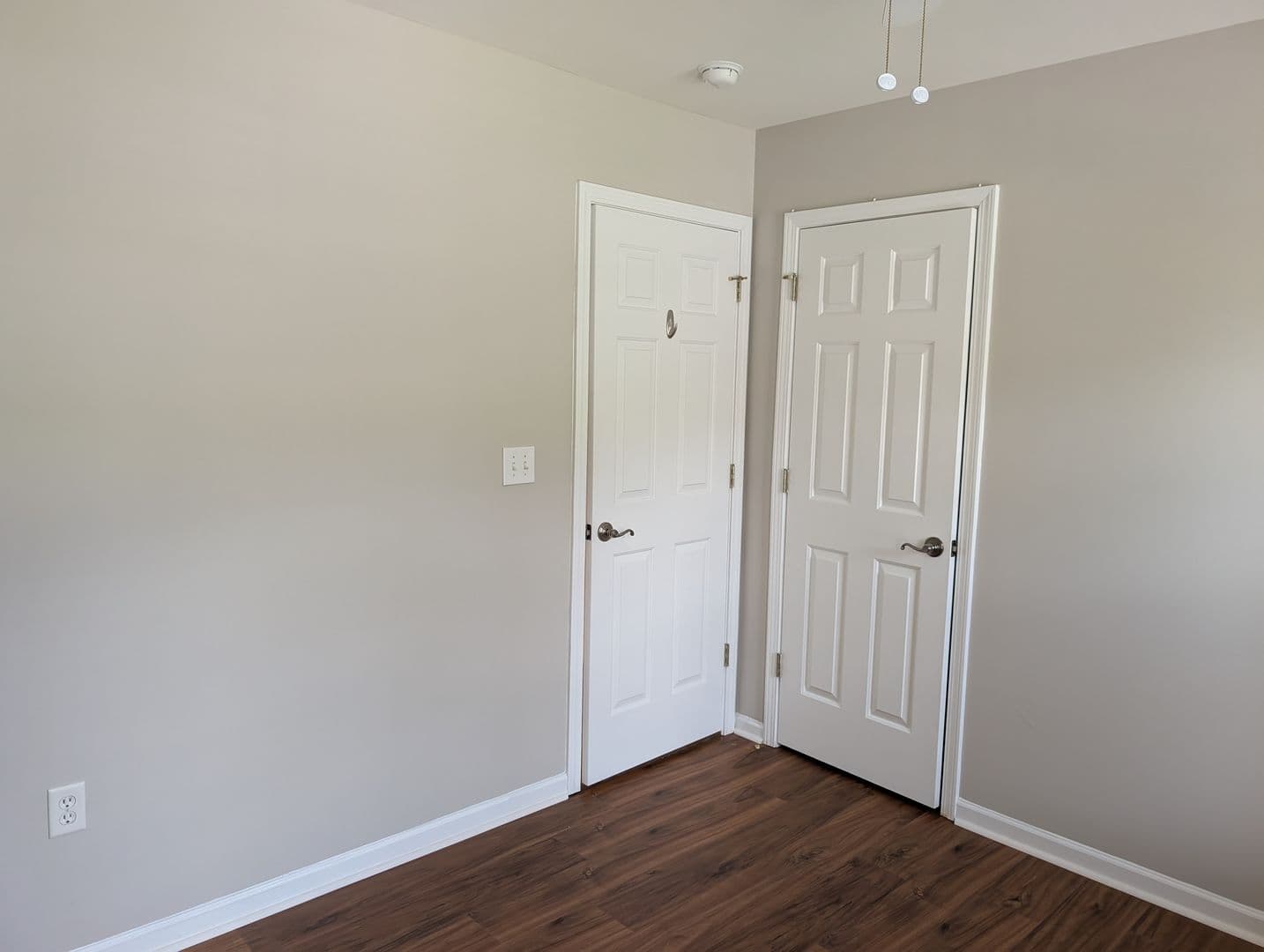 Charlotte House: 9935 Redbud Tree CT