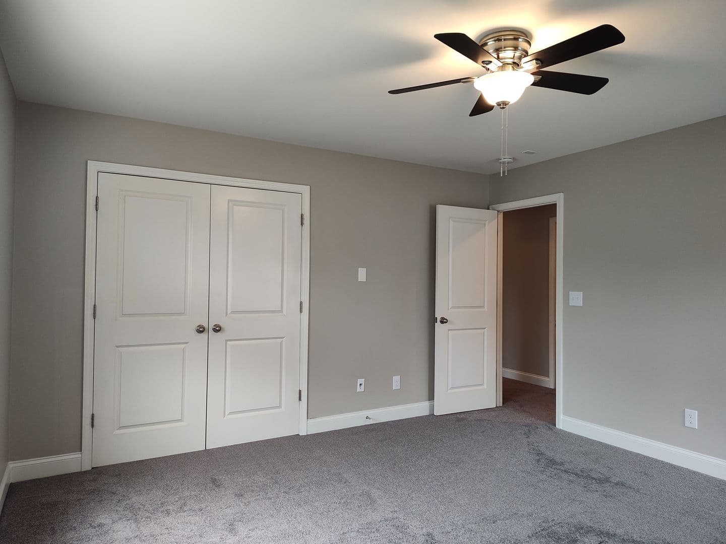 Charlotte House: 9415 Segundo Lane