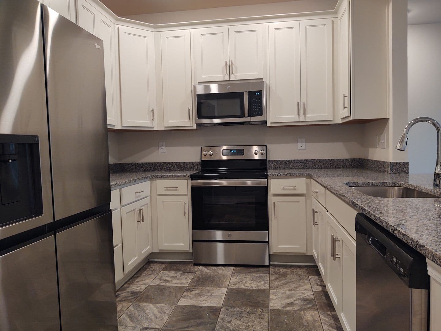 Gastonia Townhome: 1113 Verdigris Dr