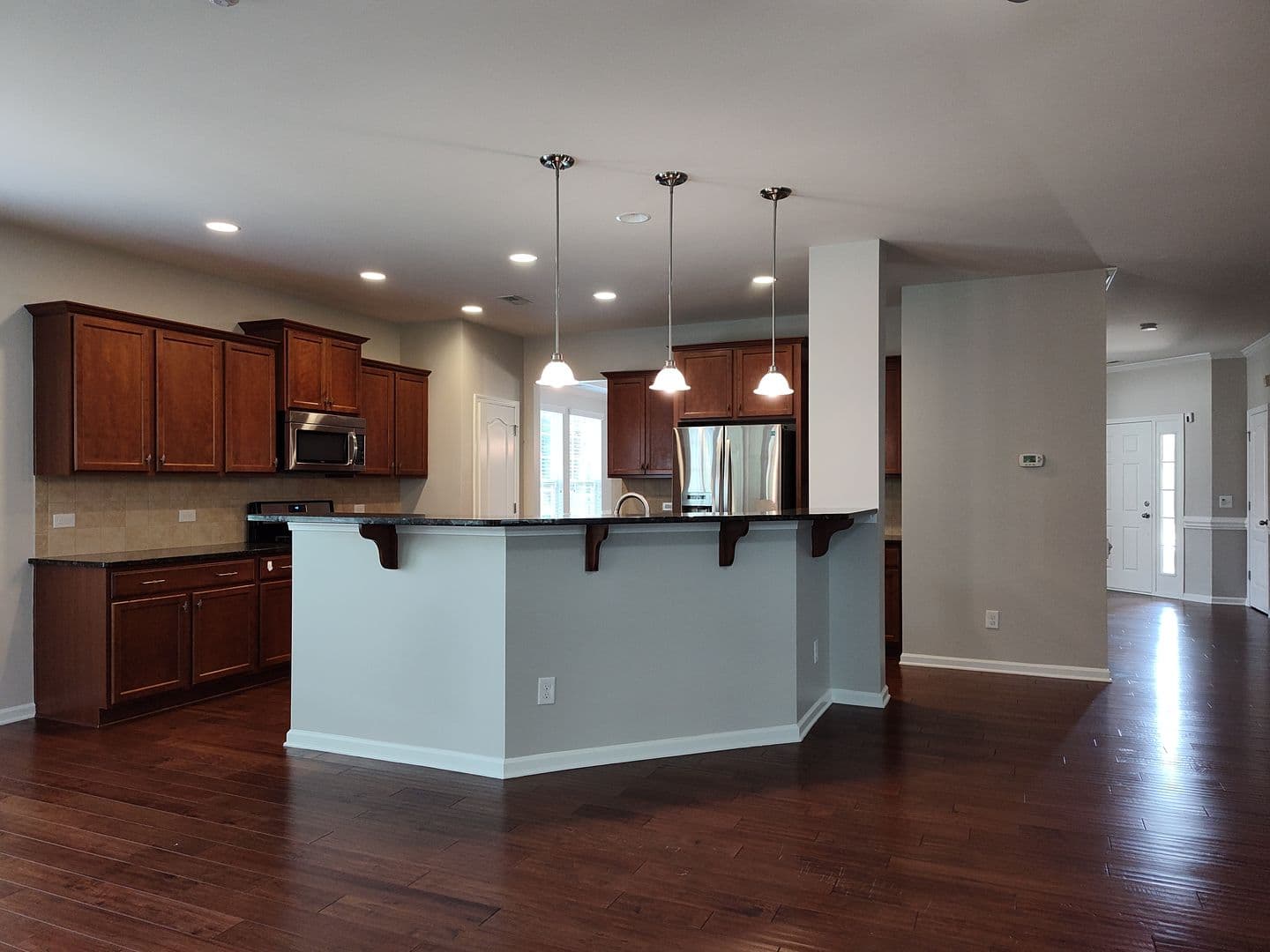 Charlotte House: 8611 Burnside Ln