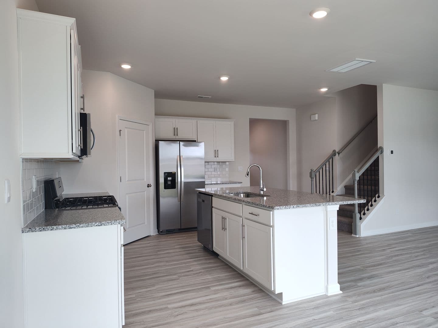 Monroe House: 529 Zermatt Court