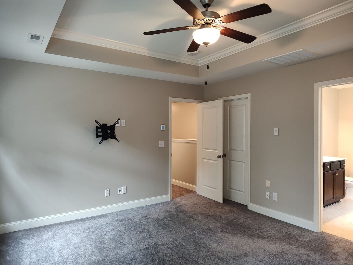 Charlotte House: 9415 Segundo Lane