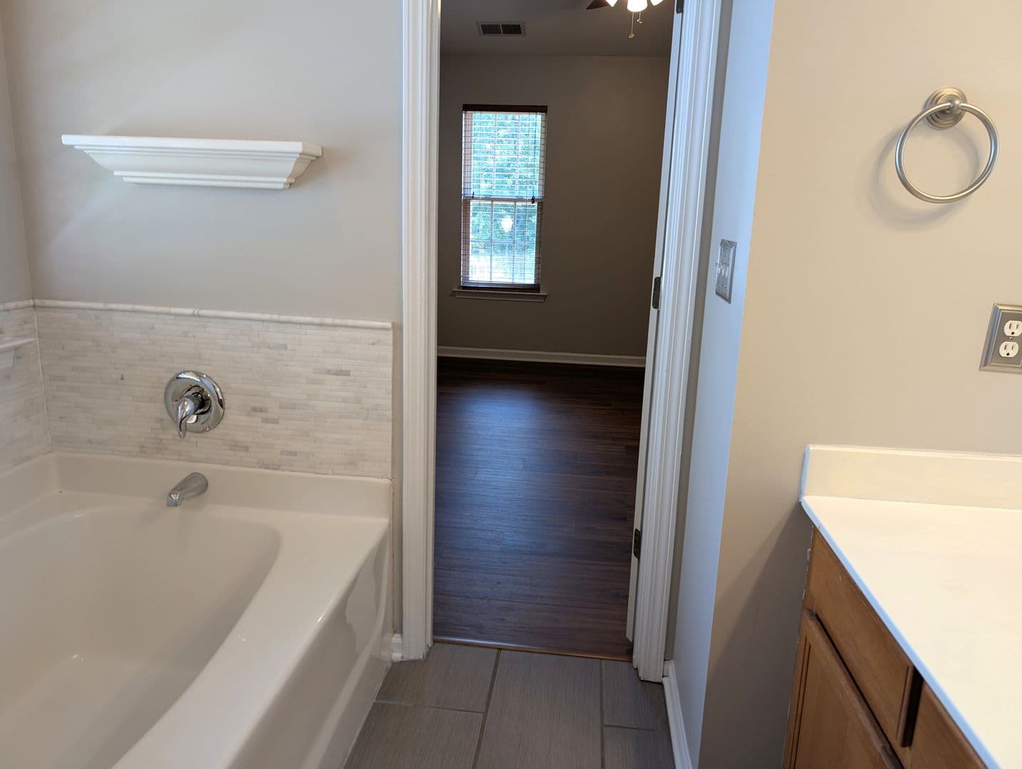 Charlotte House: 9935 Redbud Tree CT