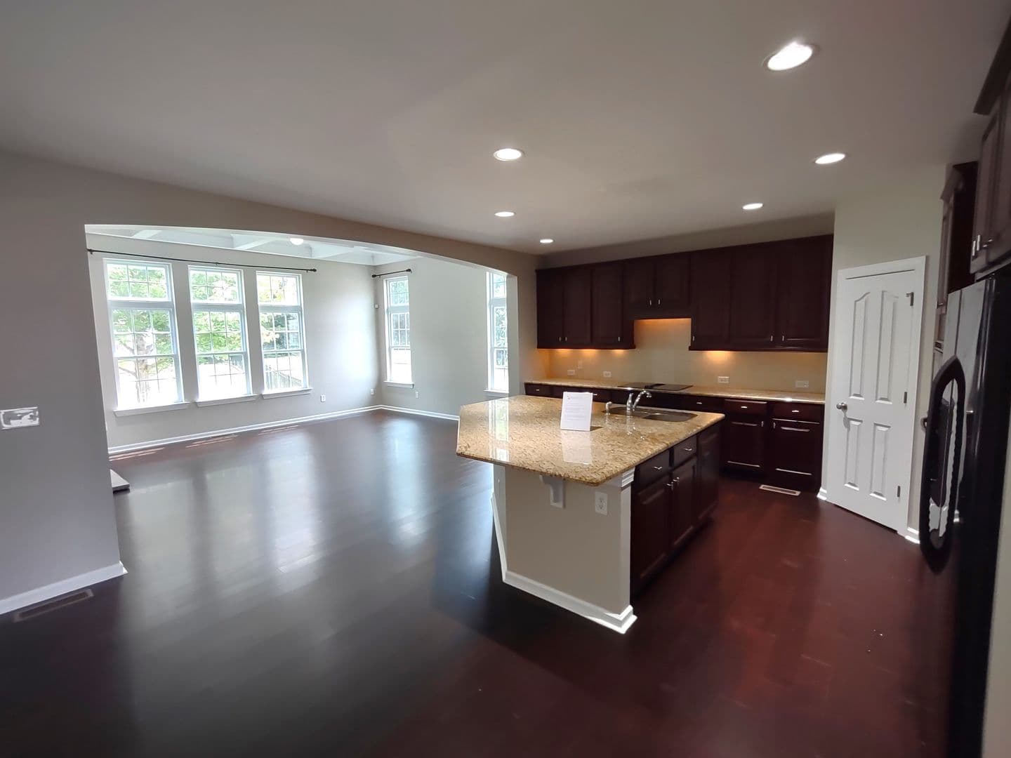Charlotte House: 10114 Whiteburn Ct