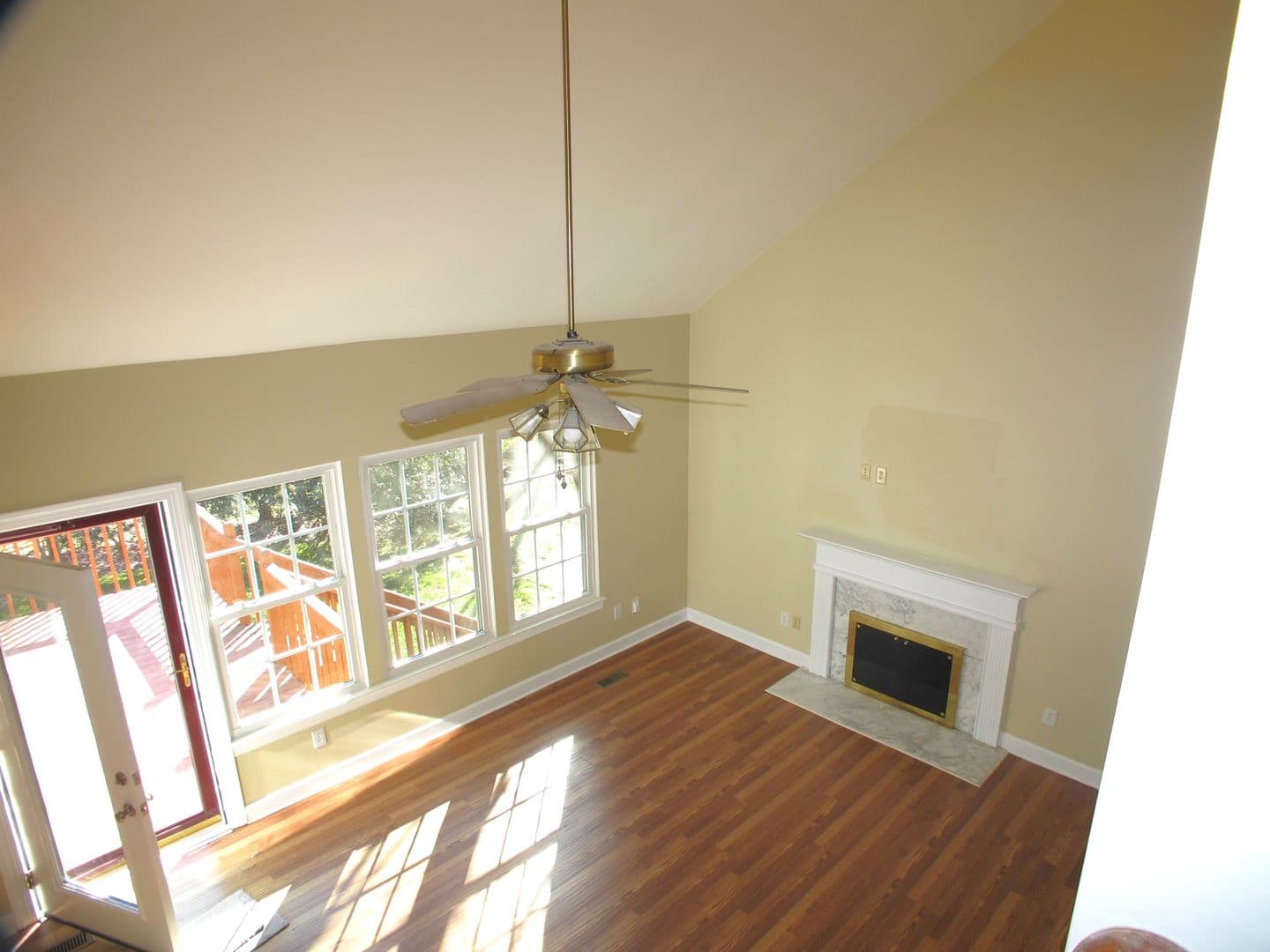 Charlotte House: 6532 Outerbridge Lane