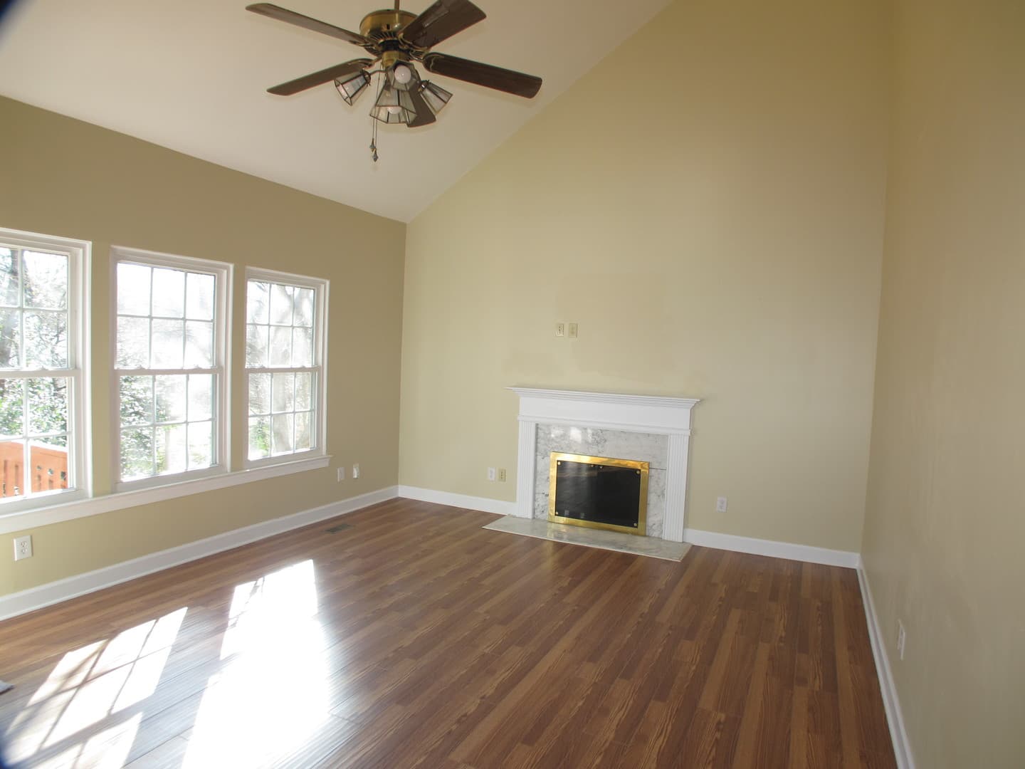 Charlotte House: 6532 Outerbridge Lane