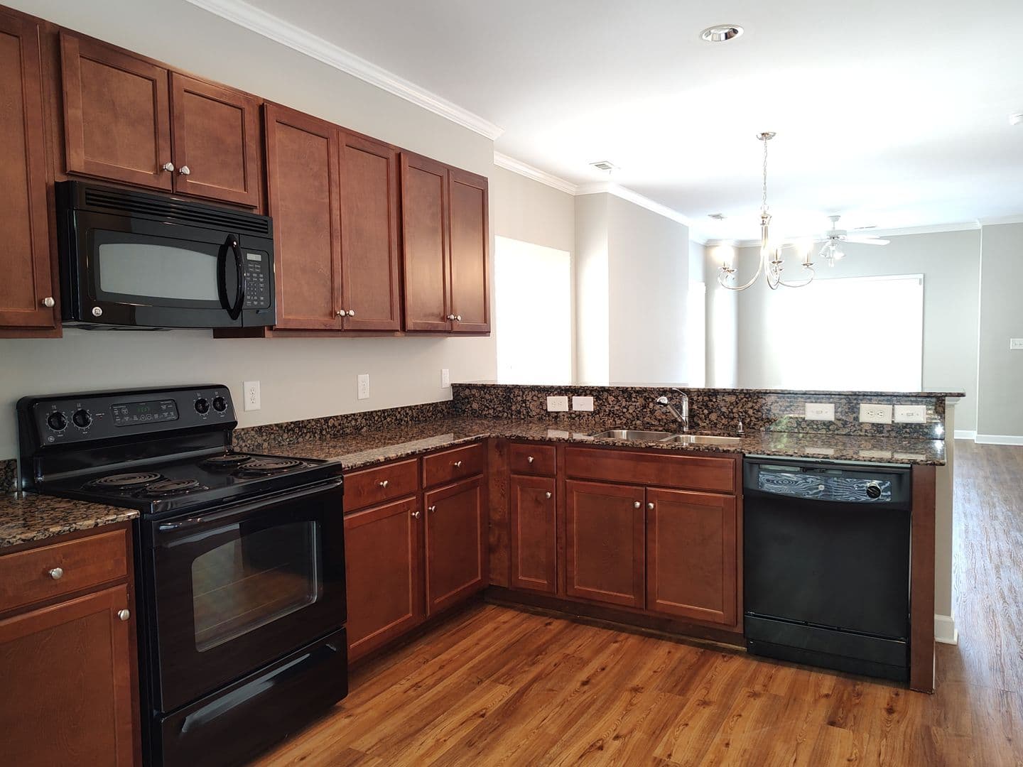 Belmont Townhome: 500 Village Park Drive