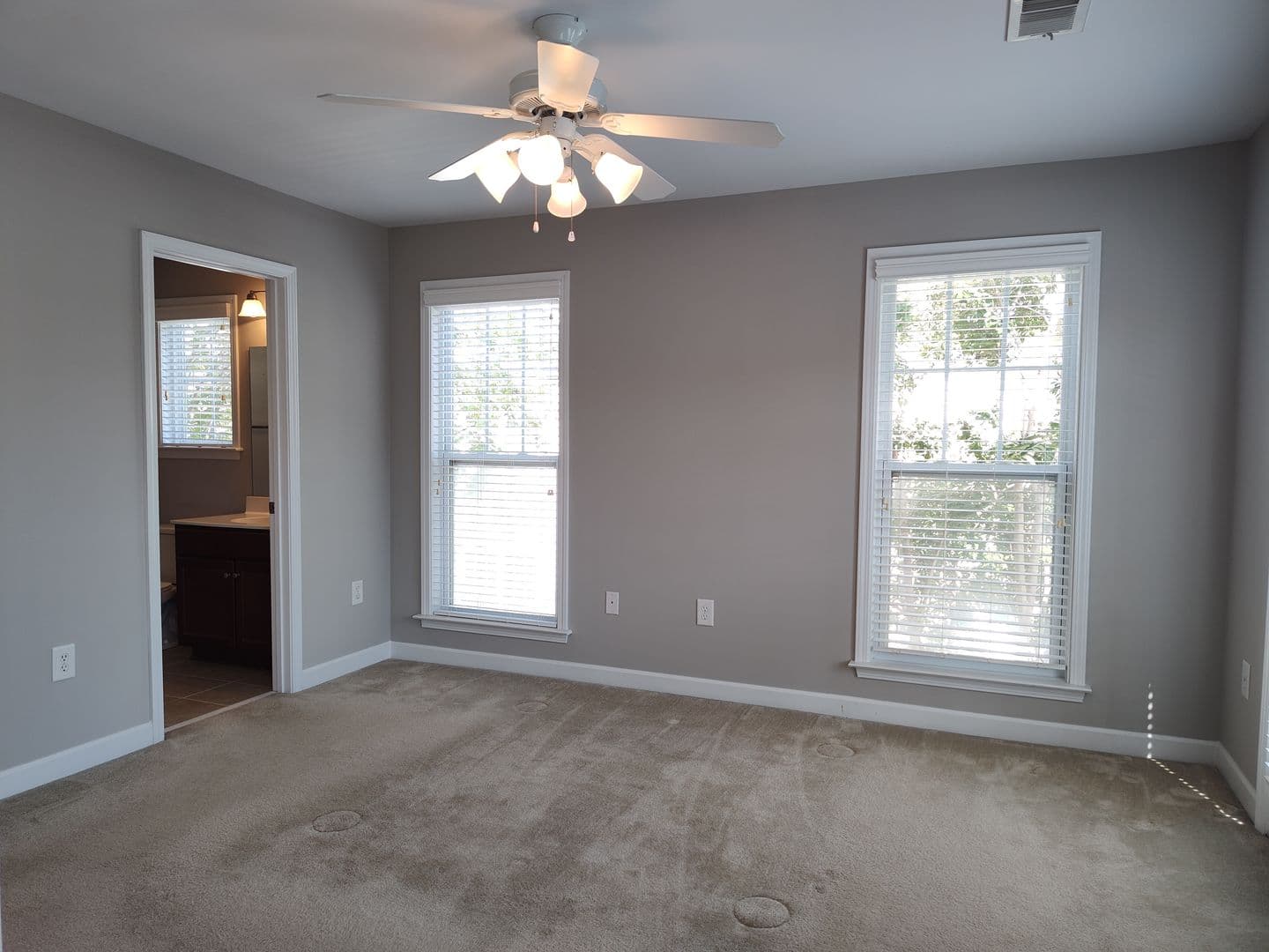 Belmont Townhome: 500 Village Park Drive