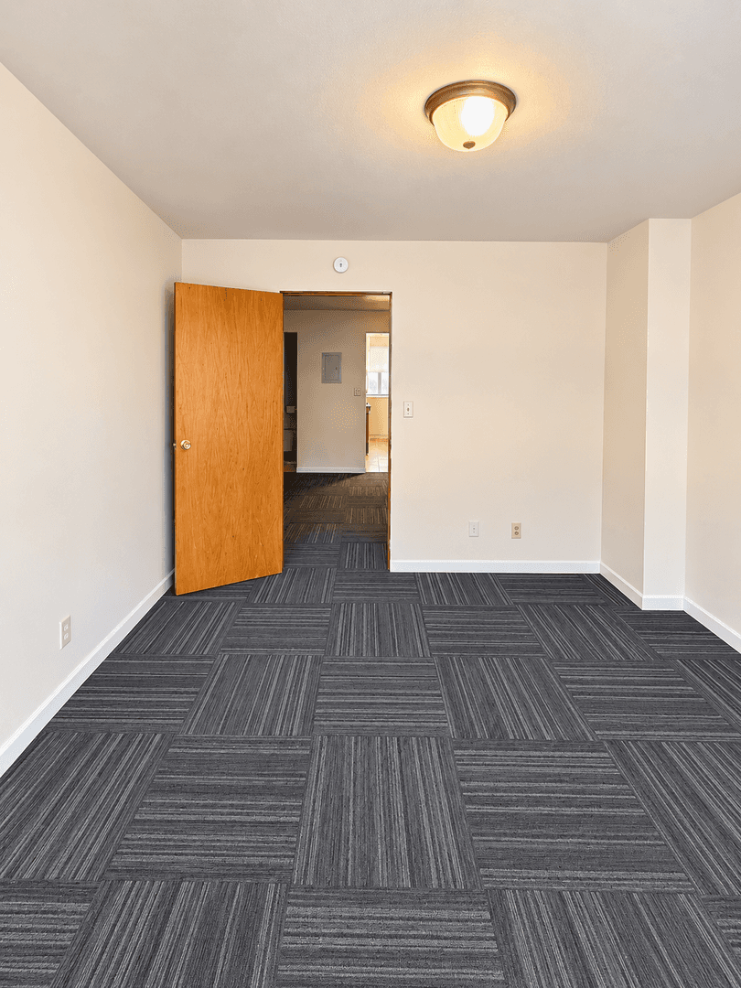 Spokane Apartment: 425 S Washington