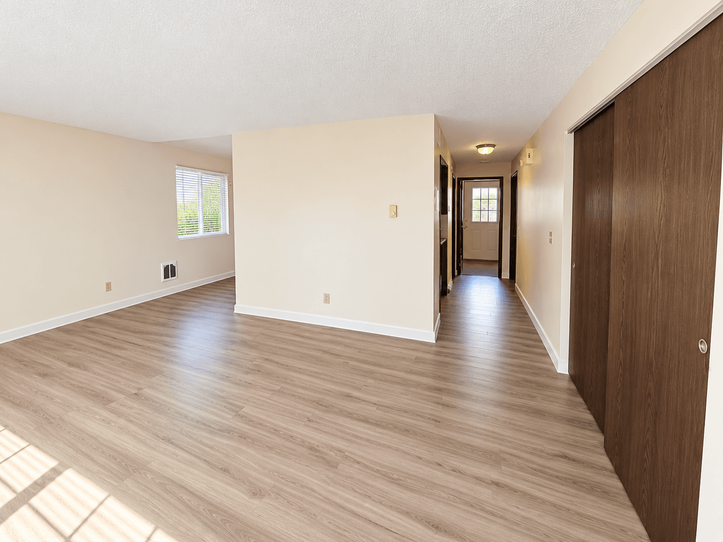 Cheney Apartment: 1010 2nd Street