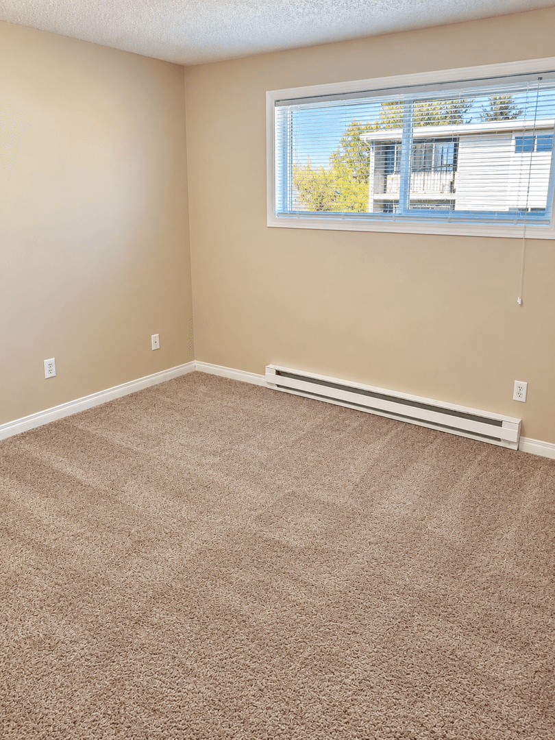 Cheney Apartment: 1118 Oakland St #36