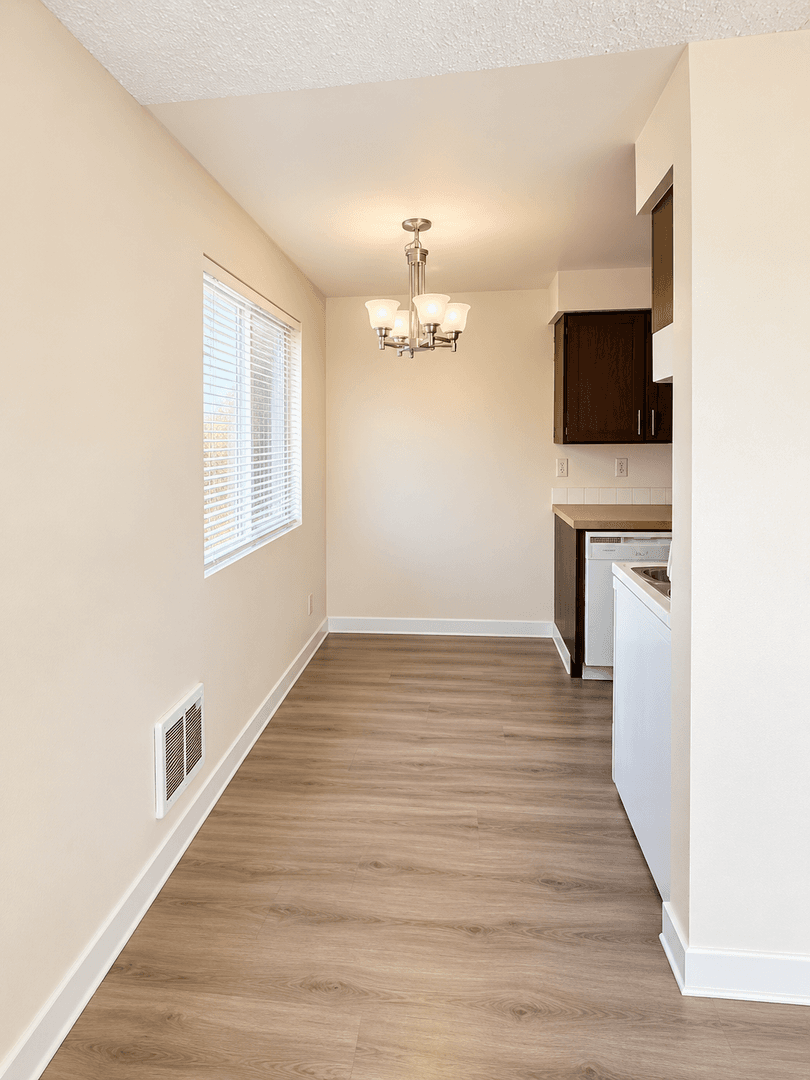 Cheney Apartment: 1010 2nd Street