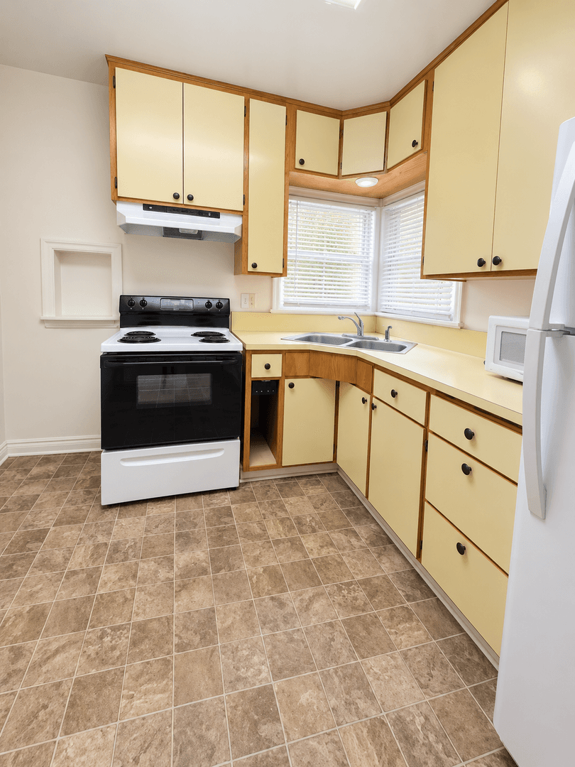 Cheney Apartment: 707 4th st