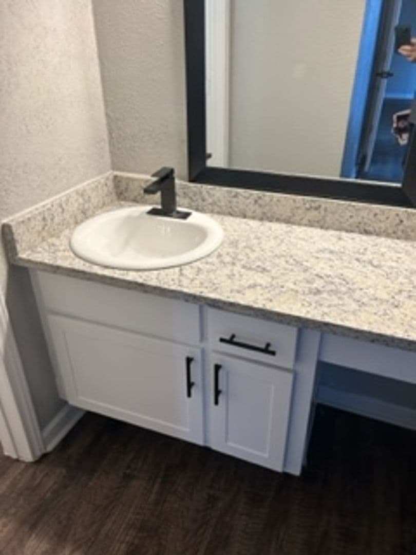 Irving Apartment: 3005 W. Walnut Hill Ln.