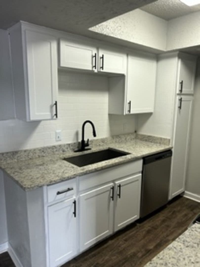 Irving Apartment: 3005 W. Walnut Hill Ln.