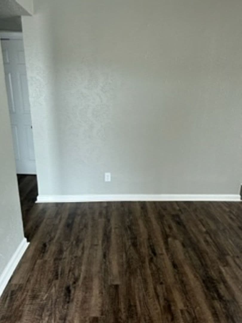 Irving Apartment: 3005 W. Walnut Hill Ln.
