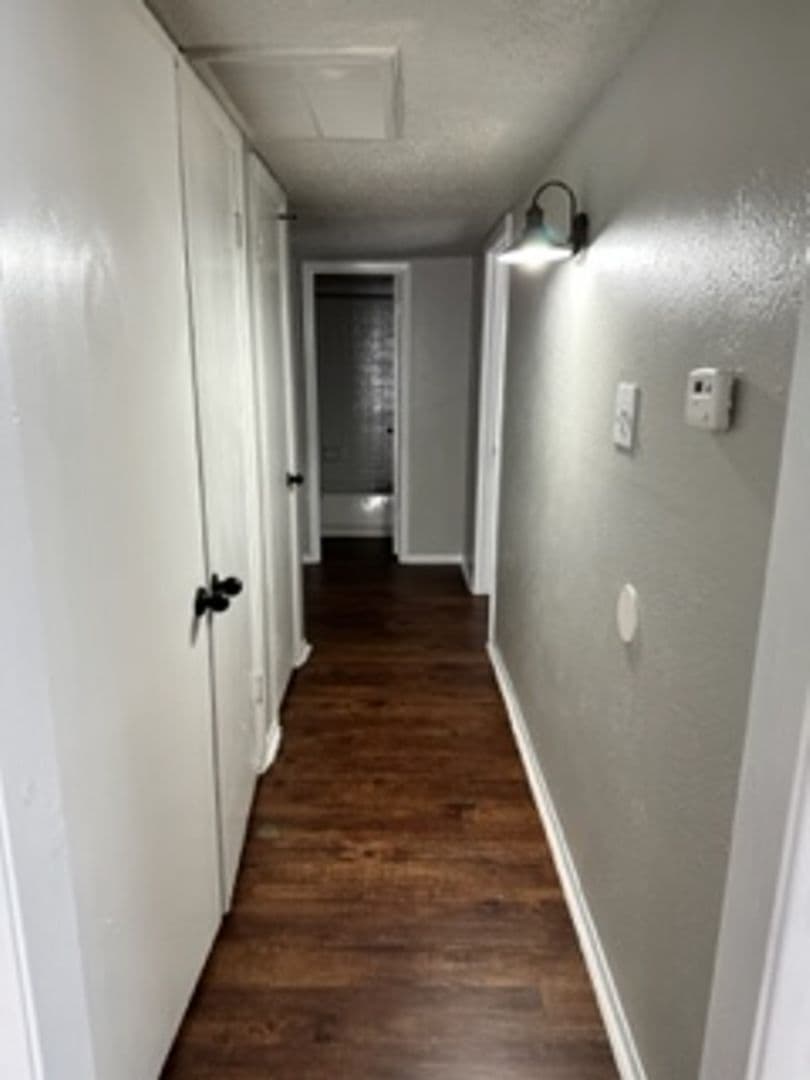 Irving Apartment: 3005 W. Walnut Hill Ln.