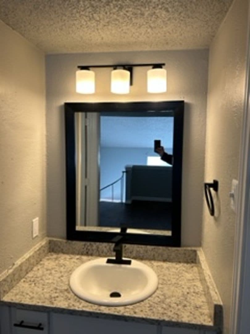 Irving Apartment: 3005 W. Walnut Hill Ln.