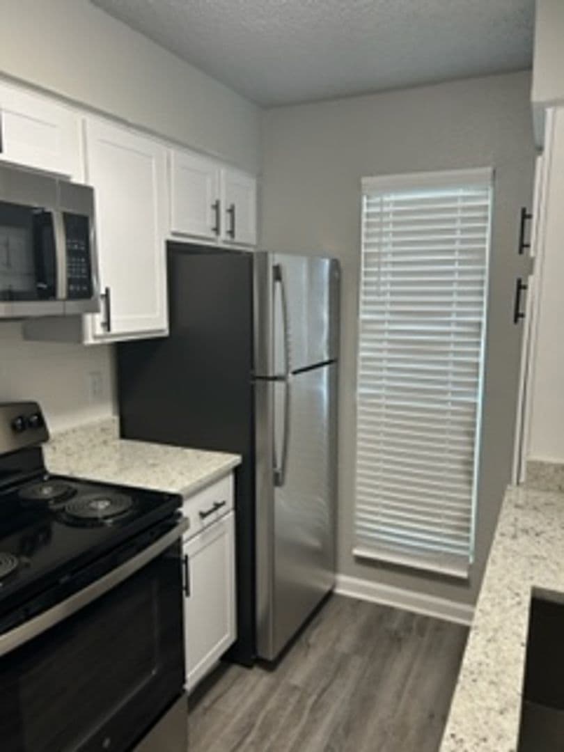 Irving Apartment: 3149 W. Walnut Hill Ln.