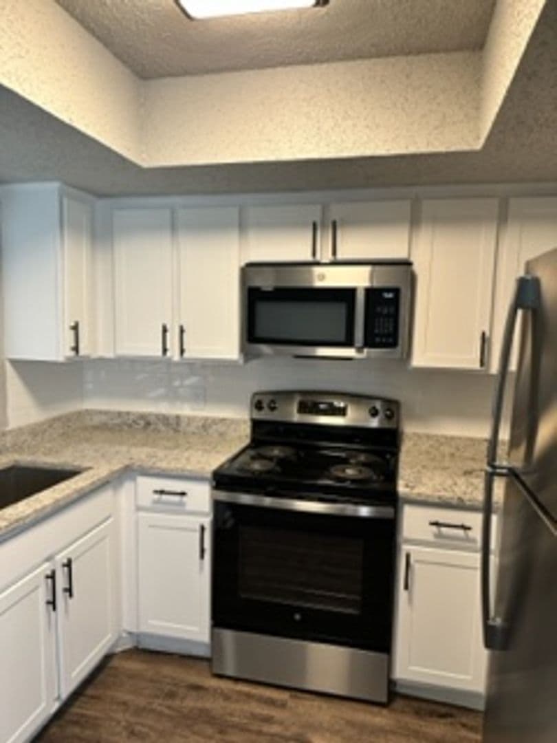 Irving Apartment: 3005 W. Walnut Hill Ln.