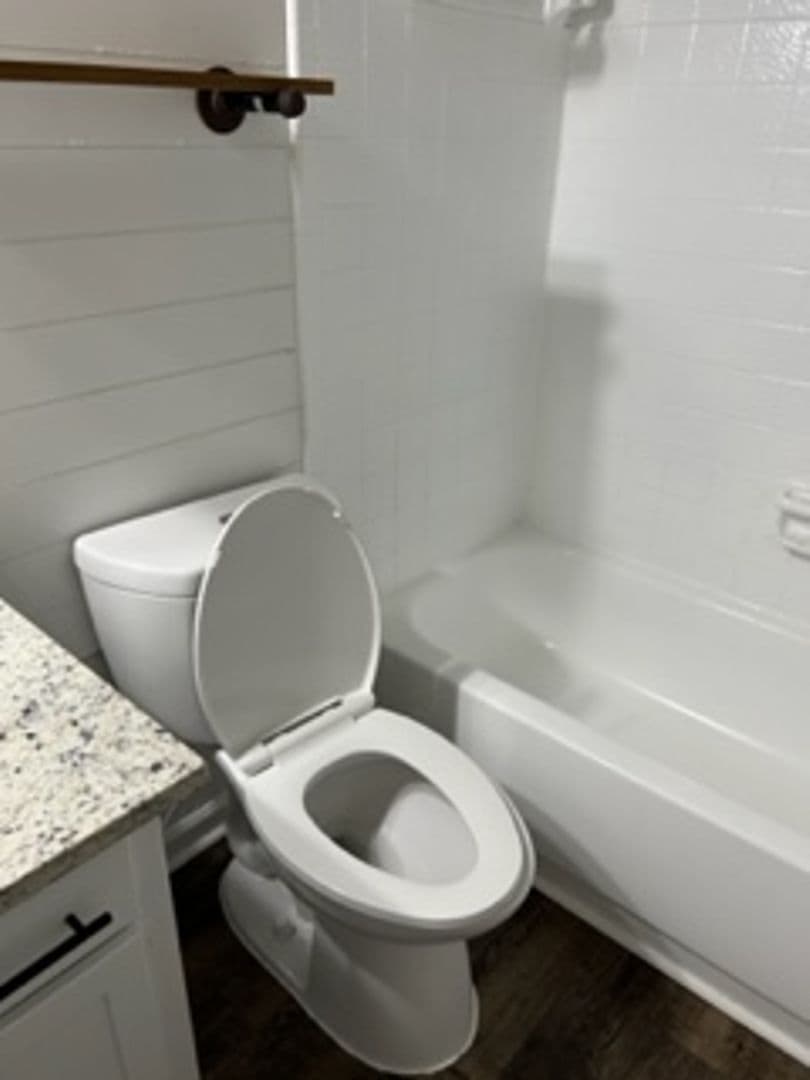 Irving Apartment: 3005 W. Walnut Hill Ln.