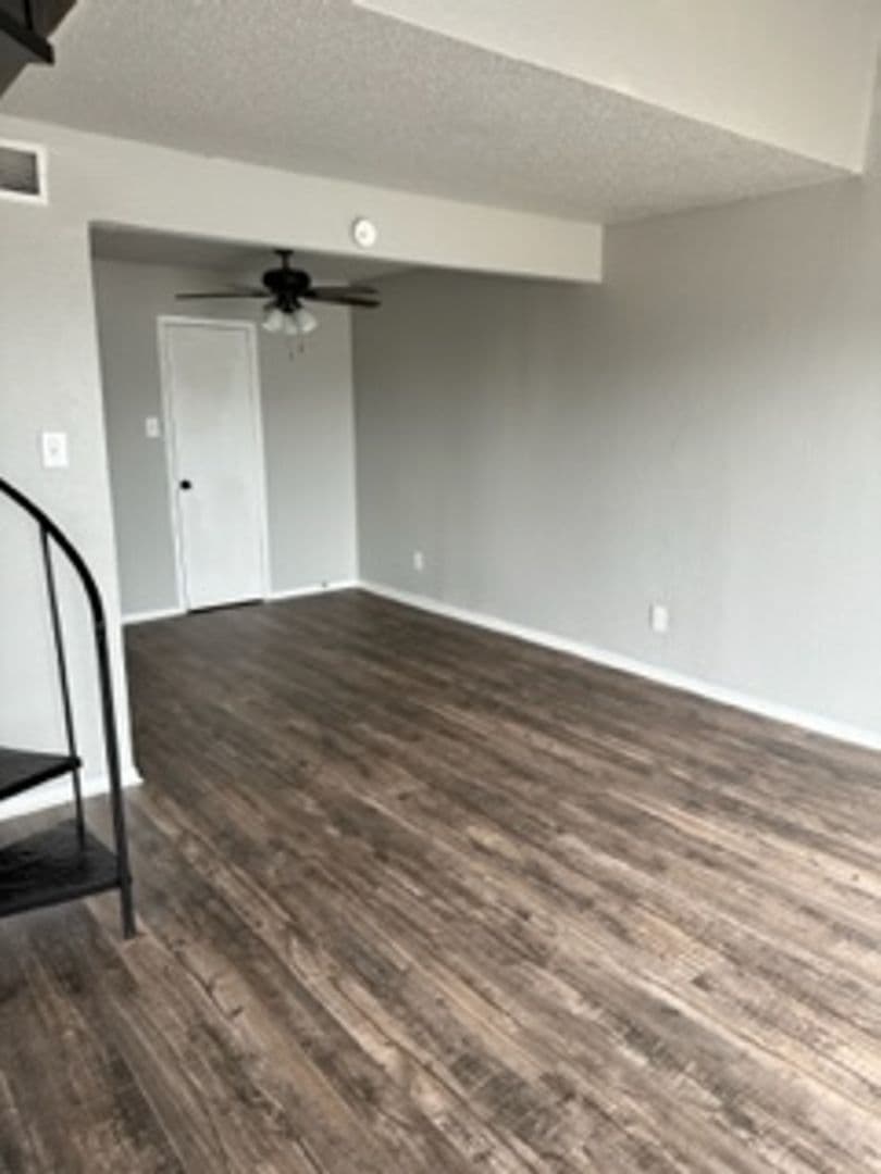 Irving Apartment: 3005 W. Walnut Hill Ln.