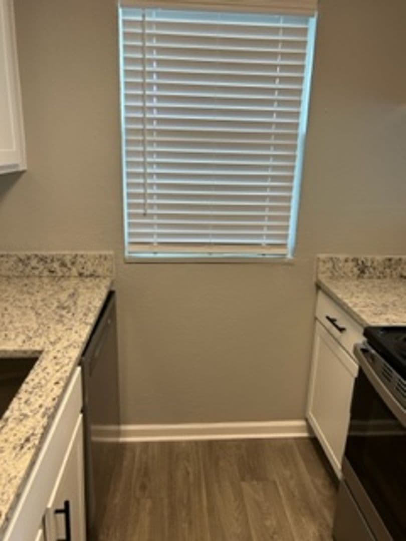 Irving Apartment: 3149 W. Walnut Hill Ln.