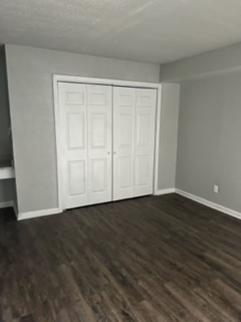 Irving Apartment: 3005 W. Walnut Hill Ln.