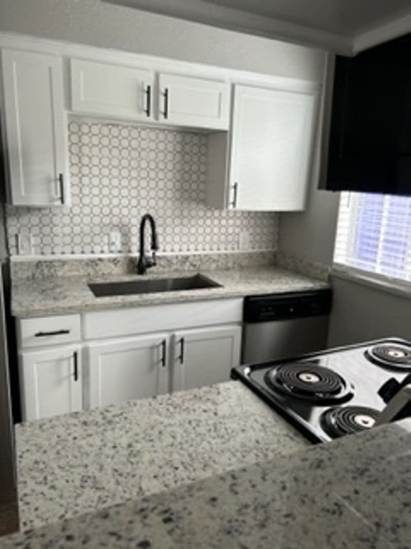 Irving Apartment: 3005 W. Walnut Hill Ln.